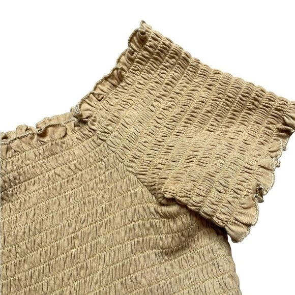 American Eagle Smocked Off-Shoulder Top Top Yellow Size Medium - Picture 4 of 5